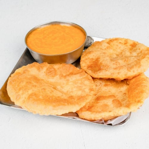 Aamras Poori Plate.